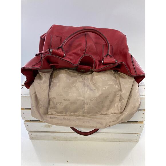 MICHAEL KORS, LARGE RED PEBBLED LEATHER CROSSBODY (ASIS) - Picture 11 of 15